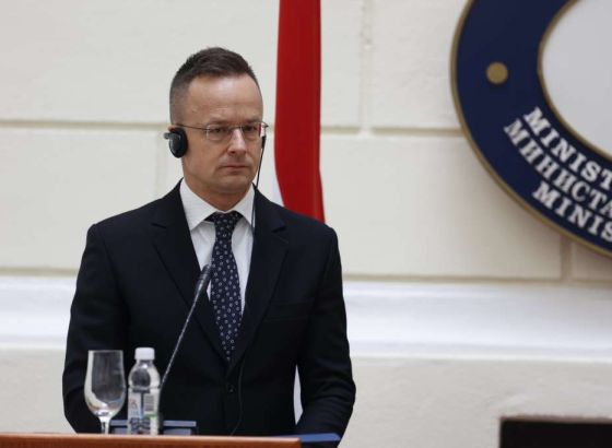 Szijjarto: Evropska unija treba prestati slati novac ukrajinskoj vladi nakon izvještaja o korupciji