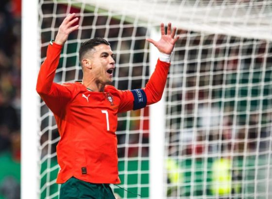 FIFA progledala Ronaldu kroz prste