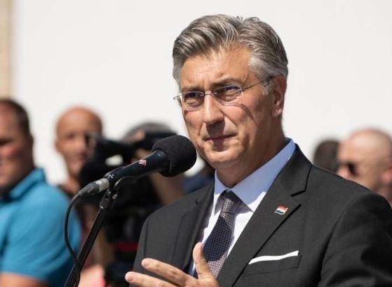 Plenković u posjetu Parizu i Berlinu, potpisivanje ugovora o nabavi francuskih haubica Caesar