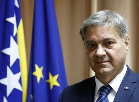 Zvizdić: Hanuka podsjeća na trajne vrijednosti slobode, vjere i očuvanja identiteta