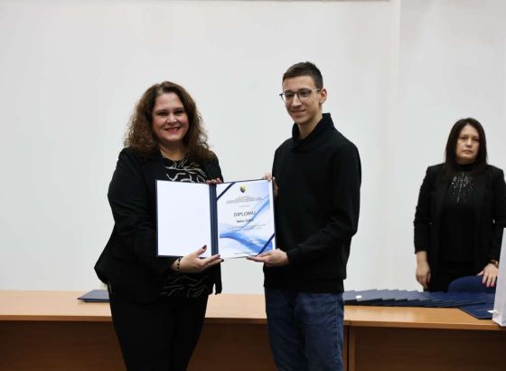 FMOZ: Nagrađena 54 najbolja učenika osnovnih i srednjih škola u FBiH