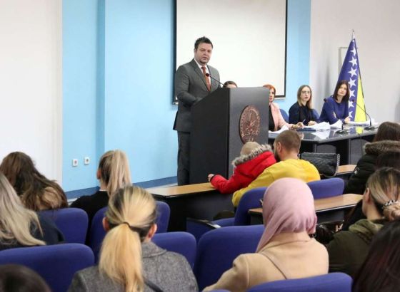 Tuzlanski kanton - Resorno ministarstvo sufinansiralo smještaj 468 djece u vrtiće