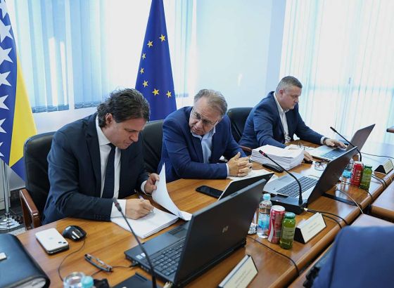 Vlada FBiH utvrdila listu za oktobar - Skoro četiri miliona KM pomoći poslodavcima i obrtima u FBiH