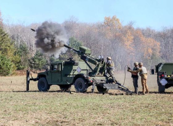 Kosovo potpisalo sporazum o kupnji američkih artiljerijskih sustava "Humvee Hawkeye“