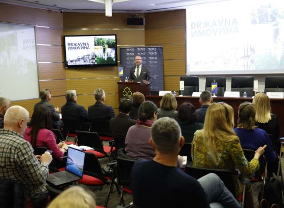Forum o državoj imovini - U BiH na sceni opšta pljačka državne imovine u kojoj uzima ko šta hoće