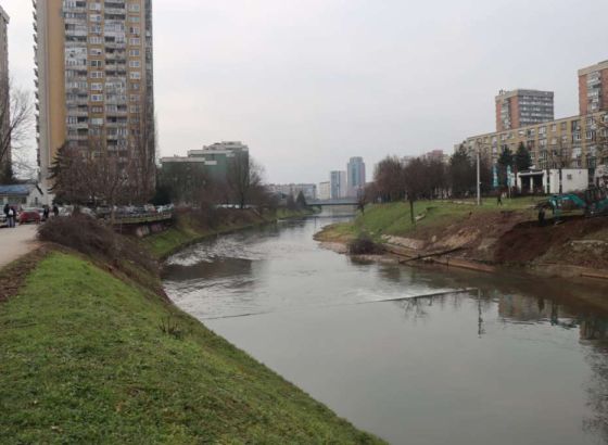 Počela izgradnja novog mosta ‘Paper Bridge’ preko Miljacke
