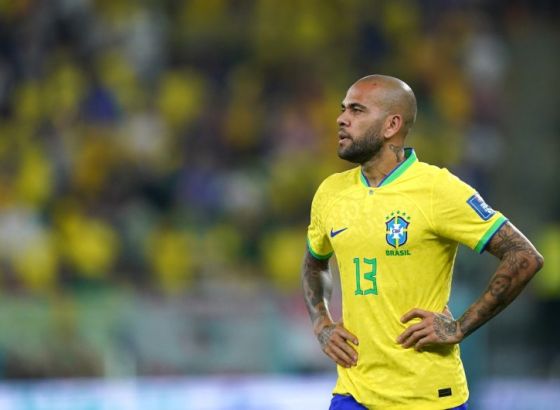 Dani Alves planira kupiti klub u Evropi