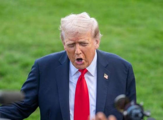 Trump letio Epsteinovim privatnim avionom osam puta tokom 1990-ih
