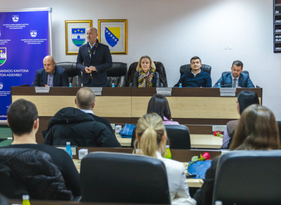 Vlada USK upriličila prijem za najbolje studente univerziteta u Bihaću i Sarajevu