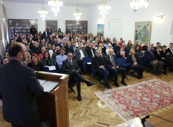 Univerzitet u Sarajevu nagradio 168 članova akademskog i naučno-istraživačkog osoblja (VIDEO)
