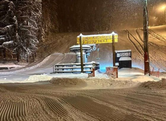 Noćnim skijanjem večeras i SKI centar Ponijeri kod Kaknja zvanično otvara novu sezonu