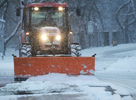 Grad Zagreb: Ralice očistile sve glavne ceste, prohodne su za prometovanje