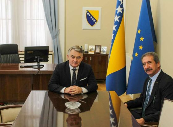 Komšić primio u oproštajnu posjetu ambasadora Države Palestine u BiH Rezeqa Namooru