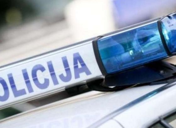 Oglasio se MUP KS o ukradenim lovačkim puškama u Audiju: Uhapšeni Zeničanin i državljanin Slovenije