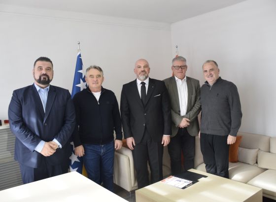 Mustafa Tabaković ugledni kardiovaskularni hirurg iz Tuzle pristupio DF-u