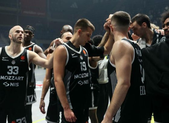 Partizan puca po šavovima - sedam poraza, 170 razlike