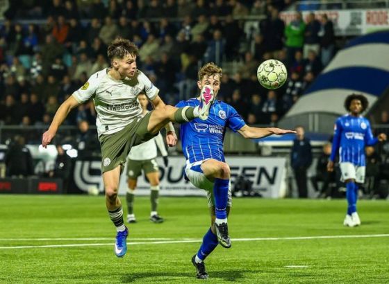Trener PSV-a objasnio zašto je Bajraktarevića stavio na novu poziciju