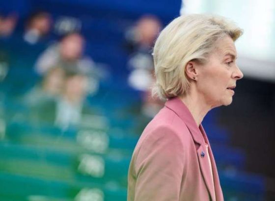 Von Der Leyen obećala 'nepokolebljiv' odgovor EU na Trumpove prijetnje