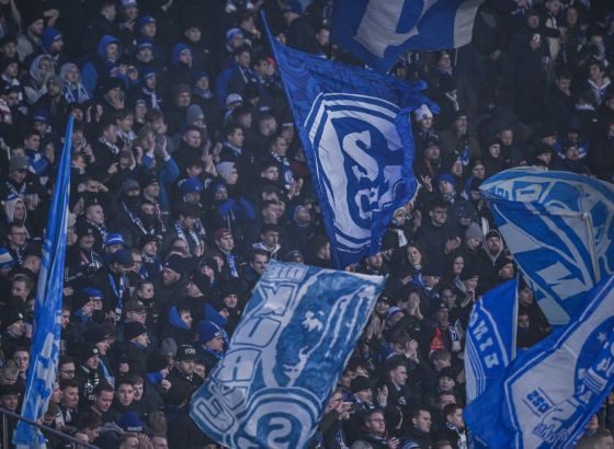 Navijači Schalkea počeli kupovati dresove s Džekinim imenom
