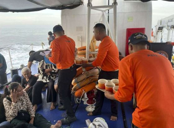 Broj poginulih u brodskoj nesreći na Filipinima porastao na 15, stotine spašenih
