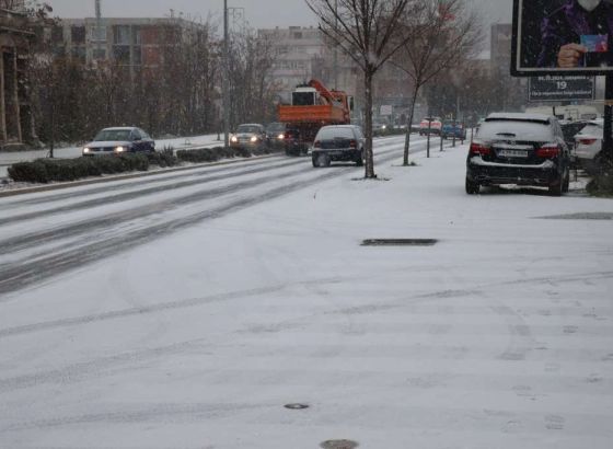 Kolovoz pretežno mokar od slabog snijega u Bosni, dok su u Hercegovini ceste uglavnom suhe