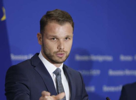 Stanivuković zbog govora platio kaznu 700 eura pa se požalio na tretman hrvatske policije