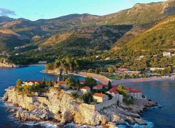 Ustavni sud otvorio put naplati duga od 3,1 milijuna eura za tvrtku "Sveti Stefan hoteli"