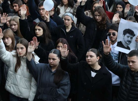 U Sarajevu održan protest građana zbog tramvajske nesreće (VIDEO)