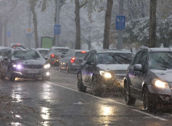 U Bosni otežan saobraćaj zbog snježnih padavina, kiša u Hercegovini