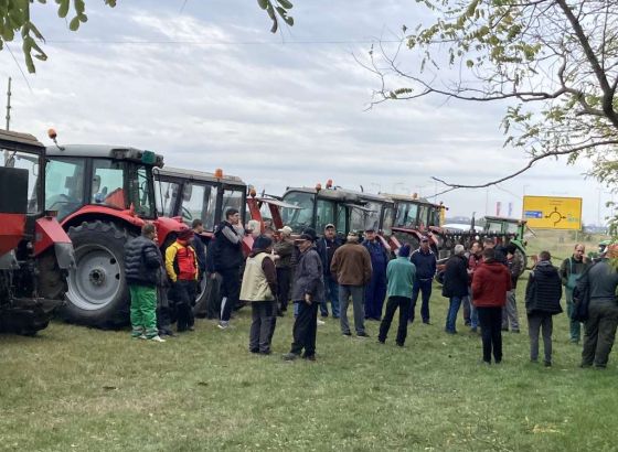 Srbija: Poljoprivrednici napustili sastanak s ministrom, najavili širenje blokada