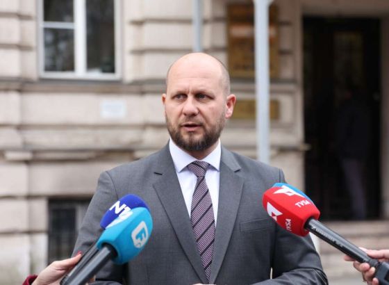Skupštinska komisija prihvatila ostavku Nihada Uka, Vlada KS prelazi u tehnički mandat