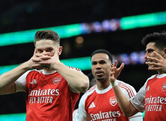 Arsenal upisao tri boda protiv Tottenhama, Liverpool slavio u nadoknadi na City Groundu