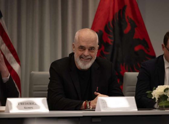 Albanski premijer rekonstruirao vladu i smijenio šest ministara