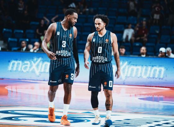 Larkin još četiri do šest sedmica van terena