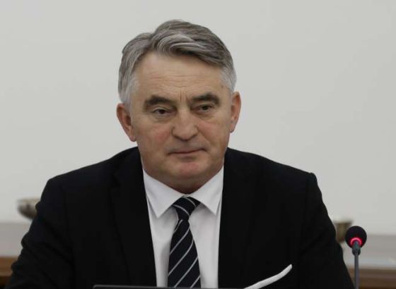 Komšić: Bespotreban čin koji samo može nanijeti štetu BiH, rekao sam Lagumdžiji da sam protiv rezolucije