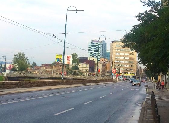 U zapadnim i sjevernim krajevima kolovoz mokar, na GP vozila ne čekaju duže od 30 minuta