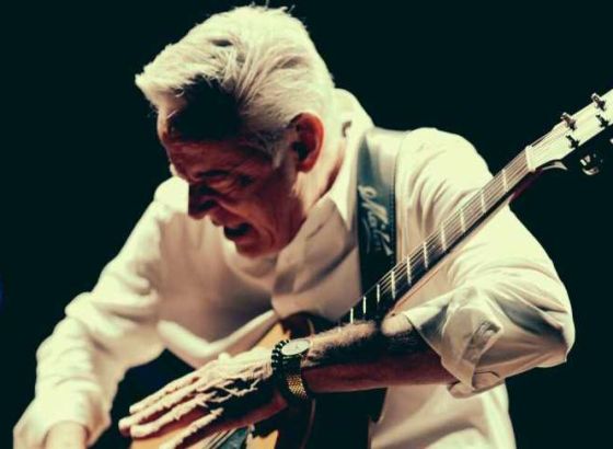 Najpoznatiji svjetski akustični gitarist stiže u Sarajevo - Tommy Emmanuel prvi put nastupa u BKC-u