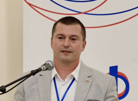 Batar: Opozicija u RS-u mora za isti sto
