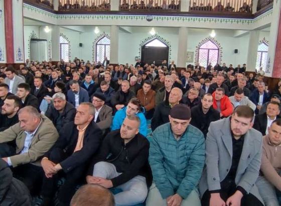 Bajram-namaz prvi put nakon 80 godina klanjan u džamiji u Milatkovićima u Čajniču