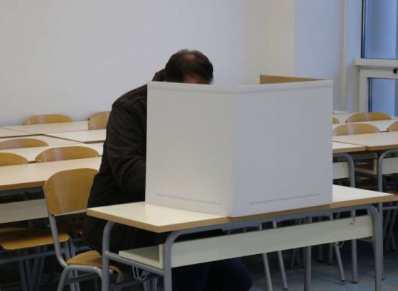 Neizvjesno formiranje vlasti u Sloveniji, bez većine nakon izbora
