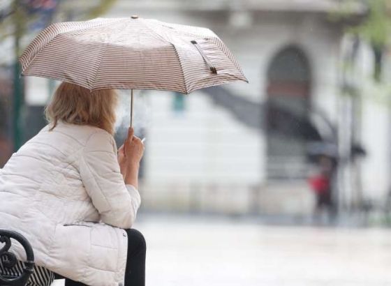 U Bosni pretežno oblačno sa slabom kišom i snijegom na planinama, u Hercegovini sunčano jutro