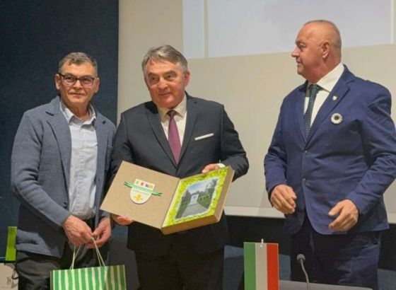 Komšić u Italiji na poziv bosanske dijaspore: Cijenimo prijatelje, ali se nadamo našoj pobjedi