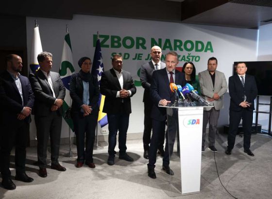 Izetbegović: Dodik bi uskoro mogao ostati bez mjesta predsjednika SNSD-a (VIDEO)