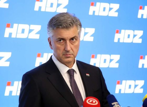 Plenković situaciju u svijetu nakon Trumpovih prijetnji Iranu nazvao 'vrlo ozbiljnom'