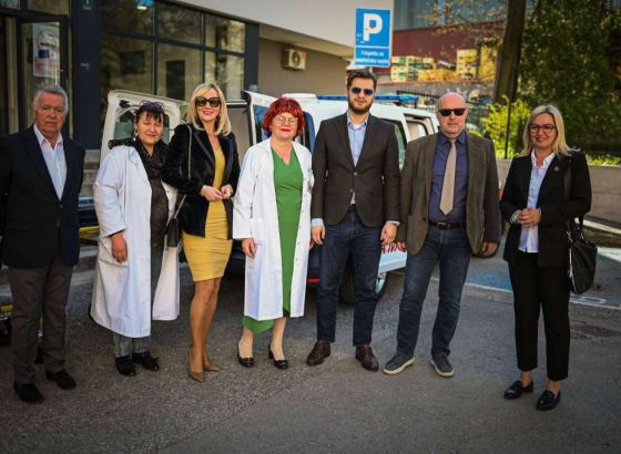 Novo sanitetsko vozilo i medicinska oprema za Dom zdravlja Stari Grad