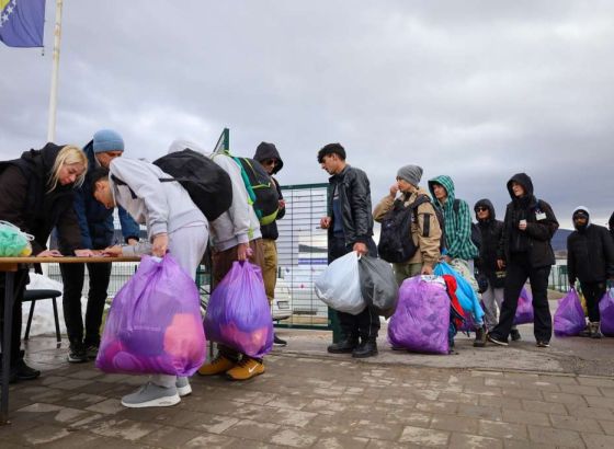 Četiri osobe poginule u potonuću čamca s migrantima kod francuske obale