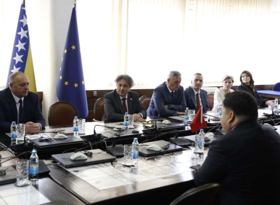 Nikšić, predstavnici Sinopharma i Ambasade Kine o milionskim investicijama u KCUS i bolnicu u Livnu (VIDEO)