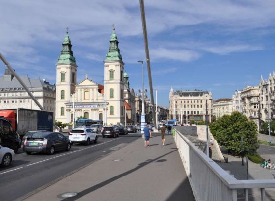 Ankete - Većina Mađara podržava EU članstvo i traži novi pristup Briselu