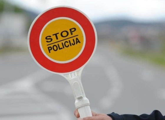 Urušio se drveni most na rijeci Banjica, nema povrijeđenih osoba, obustavjen saobraćaj