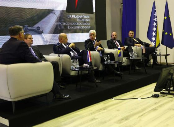 Južna interkonekcija kao 'bypass' za povezivanje BiH sa Zapadom - panel